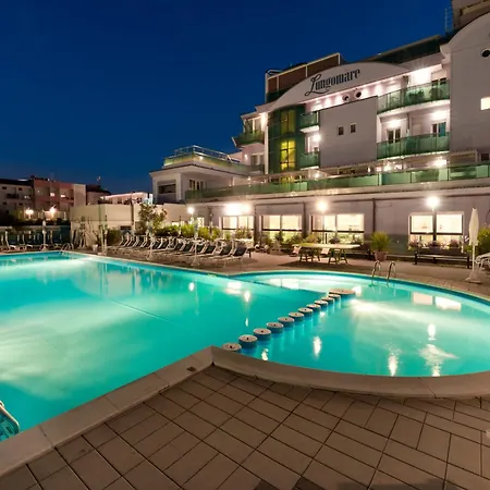 Ξενοδοχείο Lungomare 4*