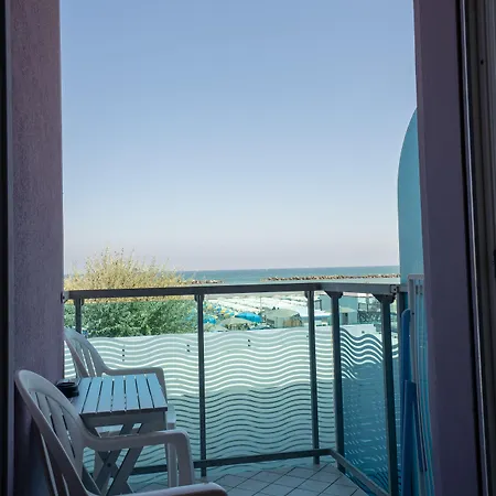 Lungomare 4*